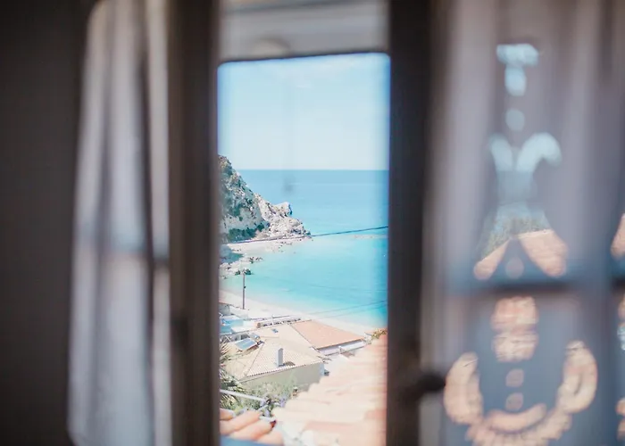 Apartment Attic Next To Agios Nikita's *